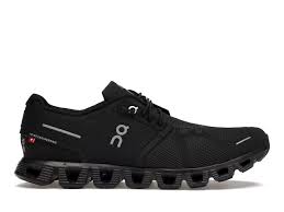 On Cloud 5 'All Black'