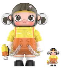 PopMart Mega Space Molly 'Squid Game Young-Hee' 400%