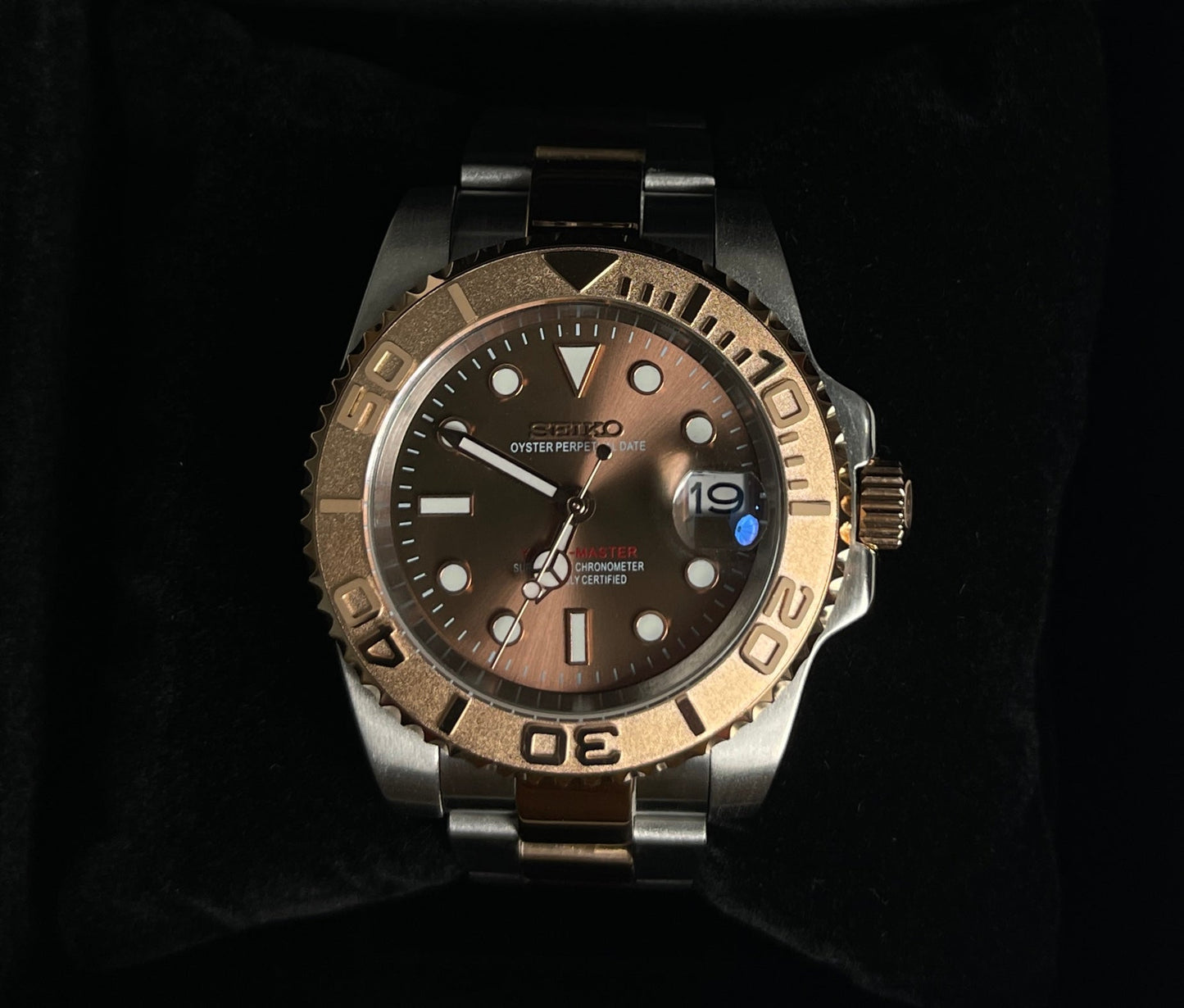 SeikoMods Yacht-Master Oystersteel 'Everose Gold'