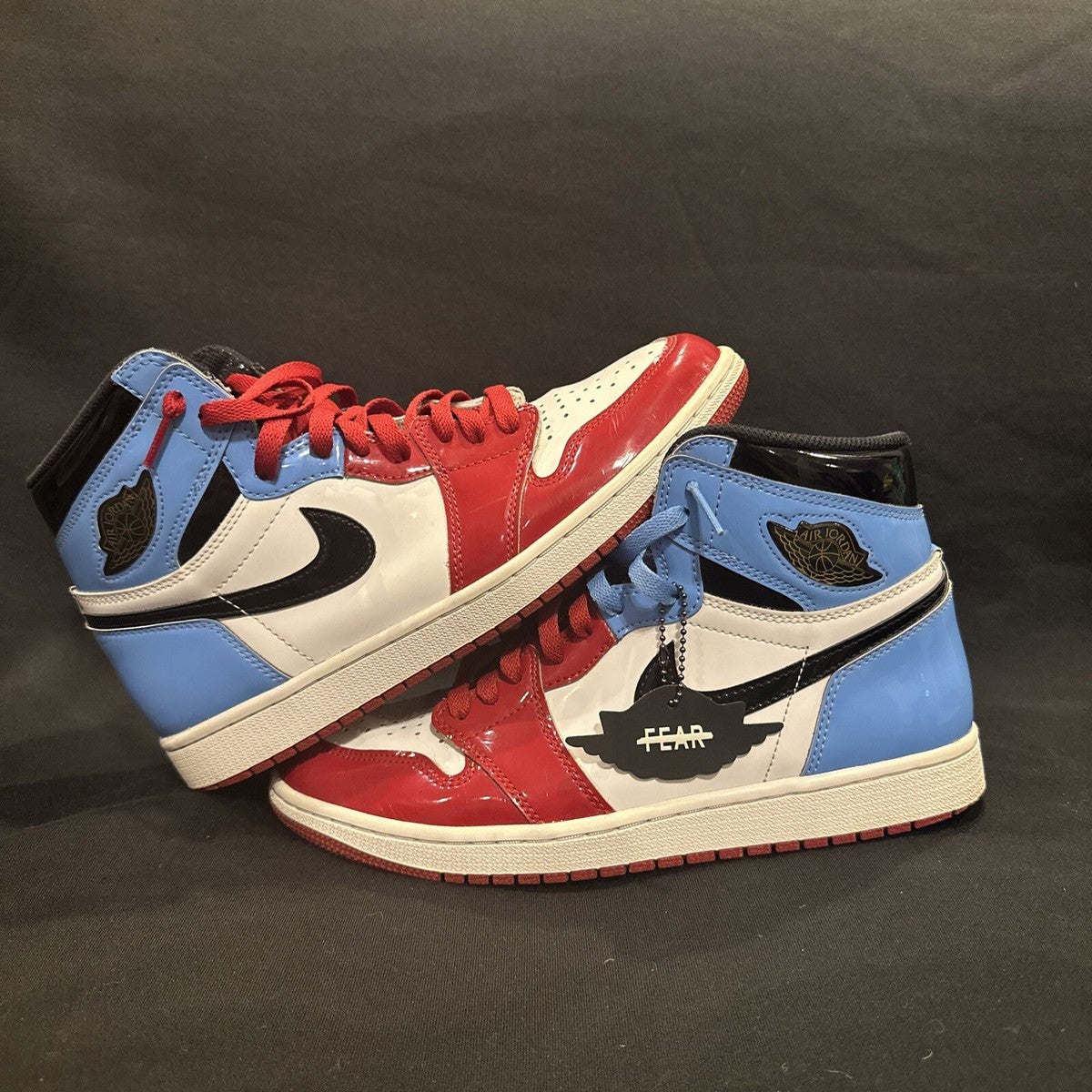 Jordan 1 retro high fearless UNC chicago