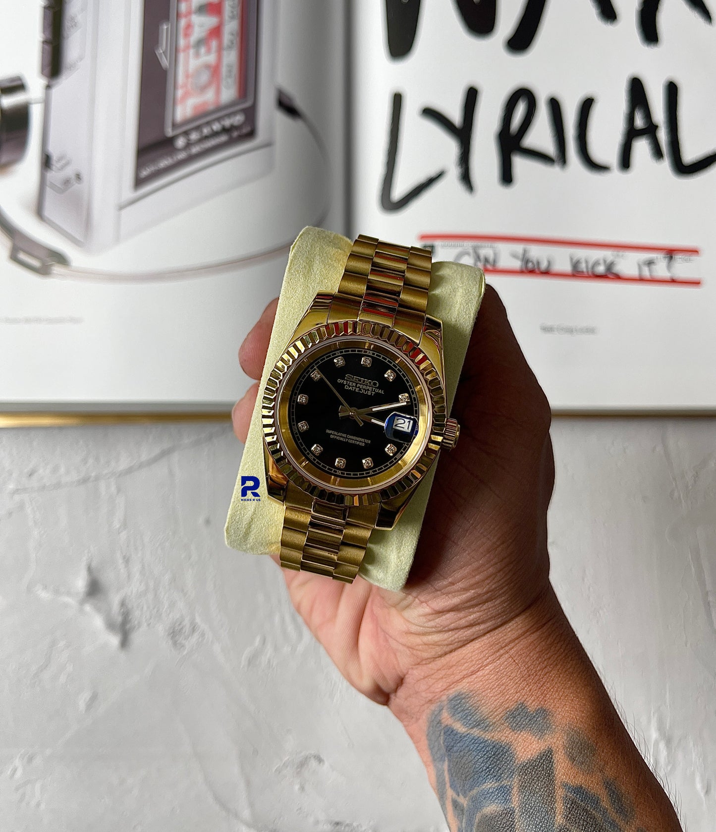 SeikoMods Datejust Solid Yellow Gold 'Black Dial' 11 Diamonds