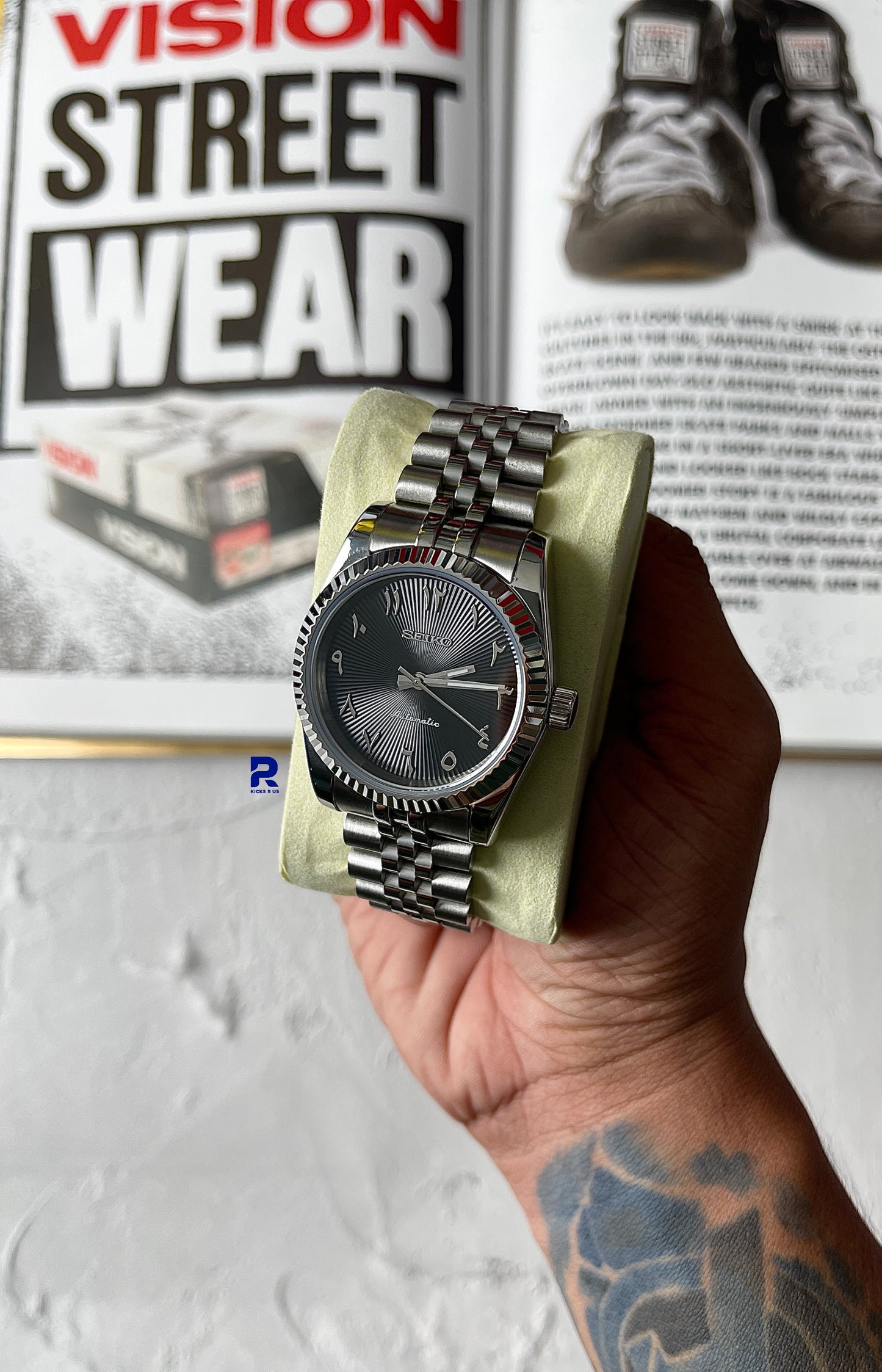 SEIKOMODS NO DATE FLUTED ARABIC BLACK DIAL 36MM