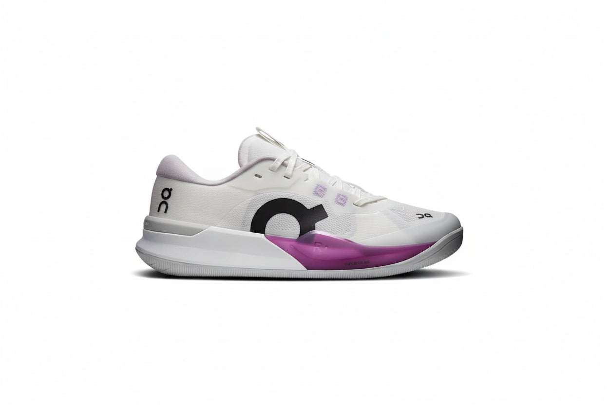 The Roger Pro 3 White / Muscadine