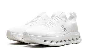 On Cloudtilt x Loewe V1 'white 11.5m (used)
