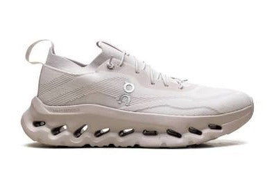 On Cloudtilt X Loewe V1 'Sand
